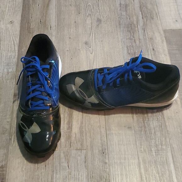 Under armour 7.5 cleats - Picture 1 of 8